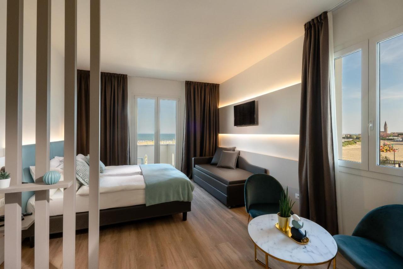 Hotel Delfino Caorle Exterior foto